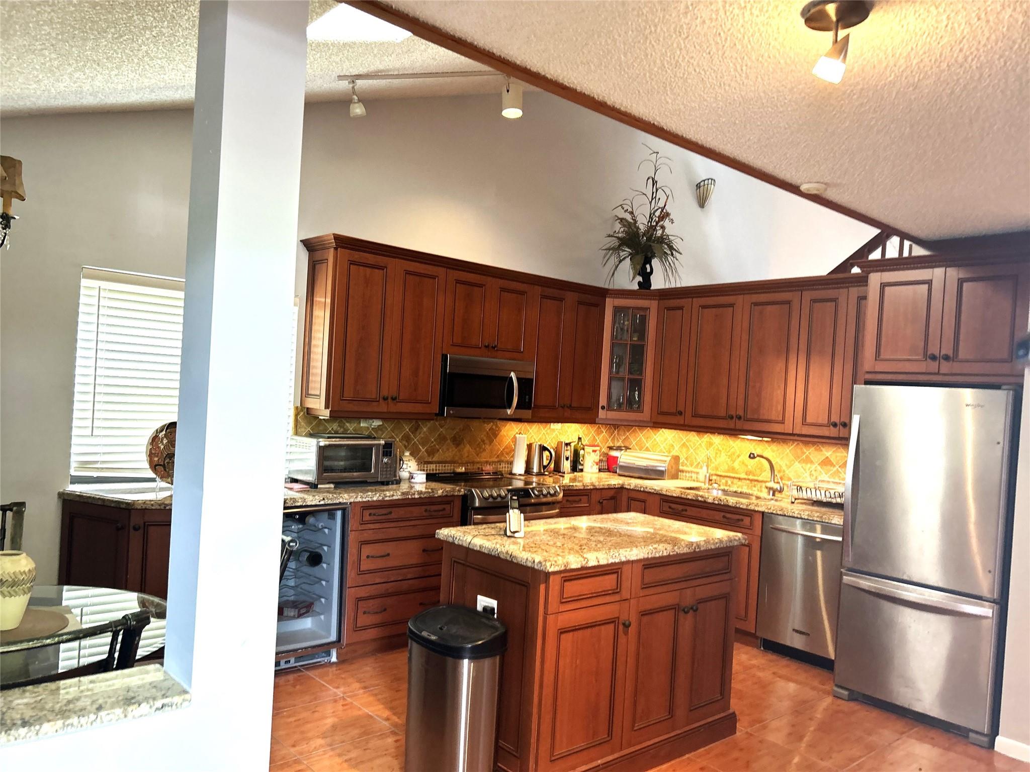 BONAIRE AT WOODMONT - Residential