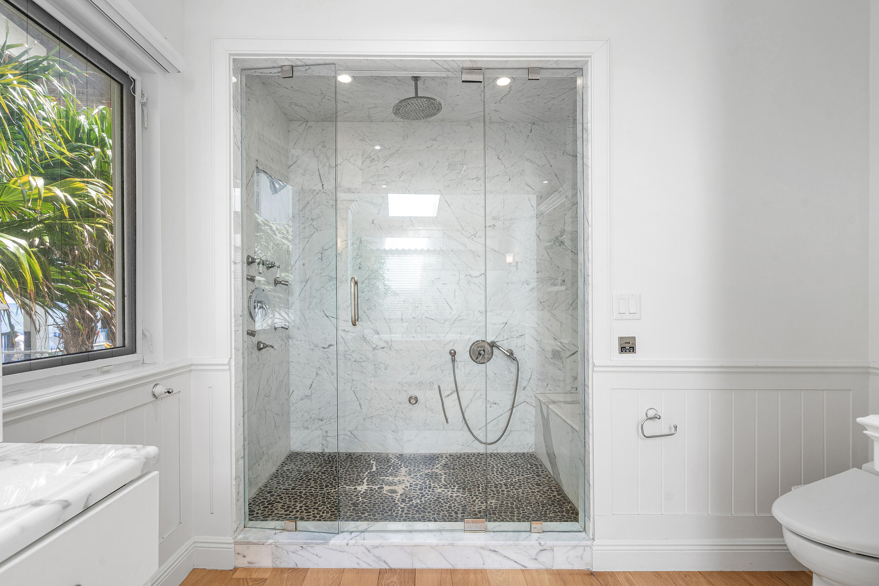 HILLSBORO SHORES - Residential