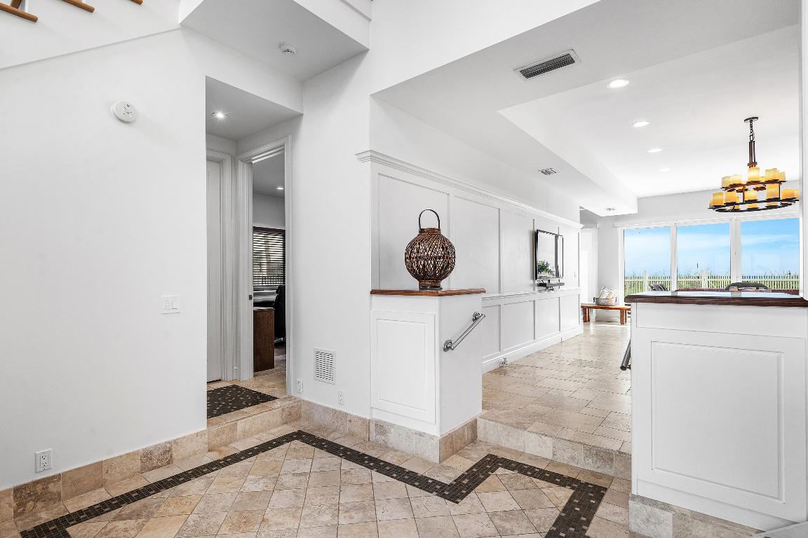 HILLSBORO SHORES - Residential