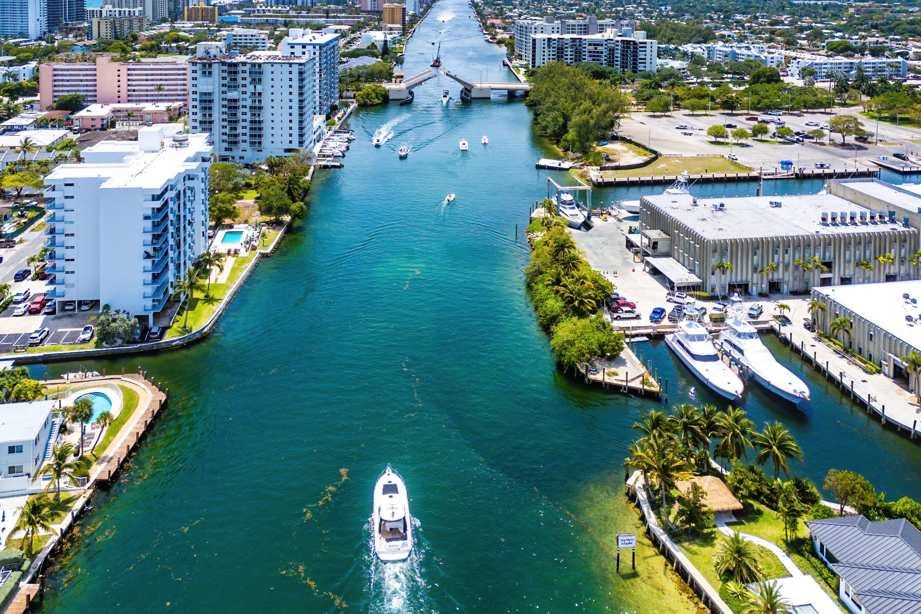 HILLSBORO SHORES - Residential