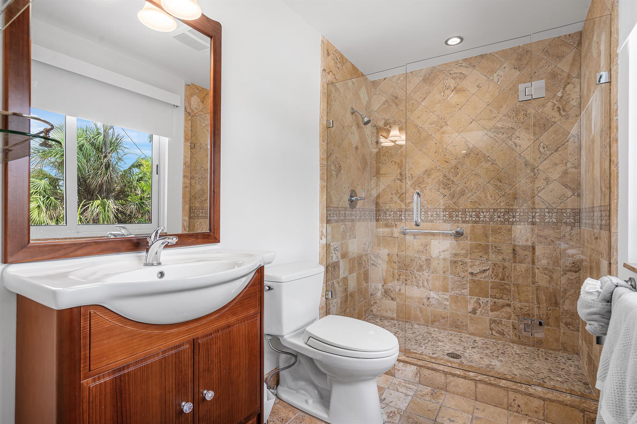 HILLSBORO SHORES - Residential