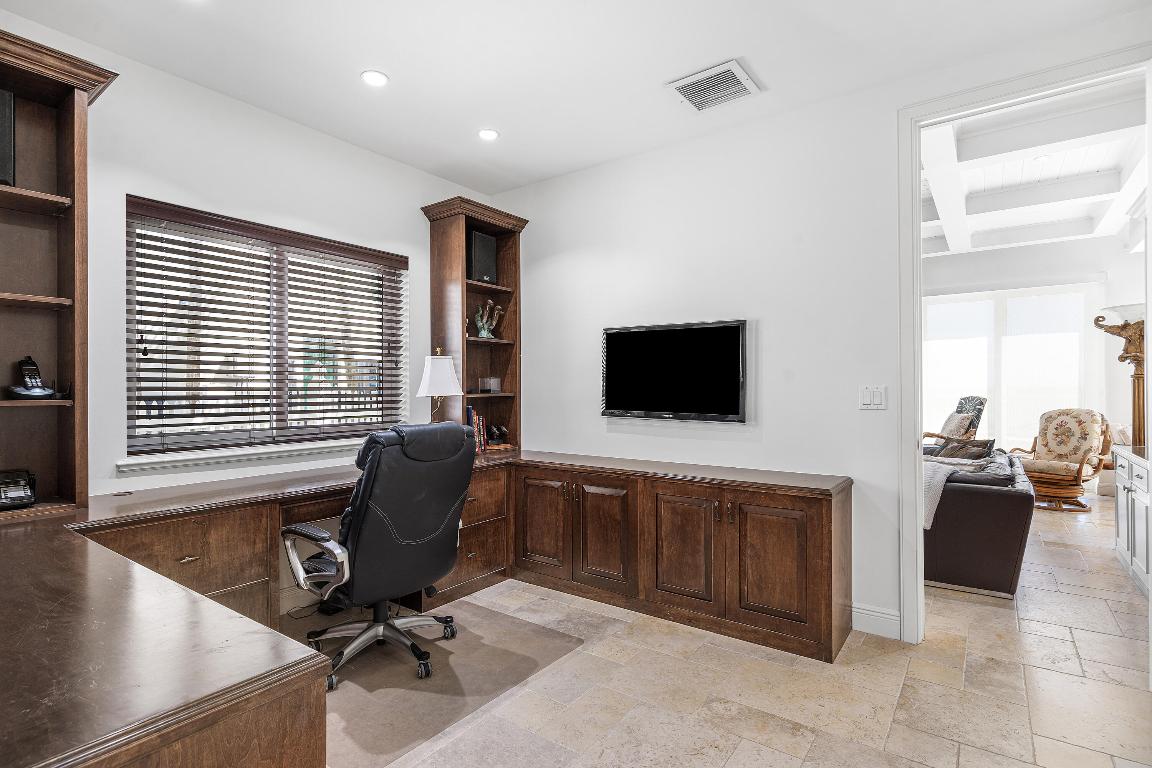 HILLSBORO SHORES - Residential