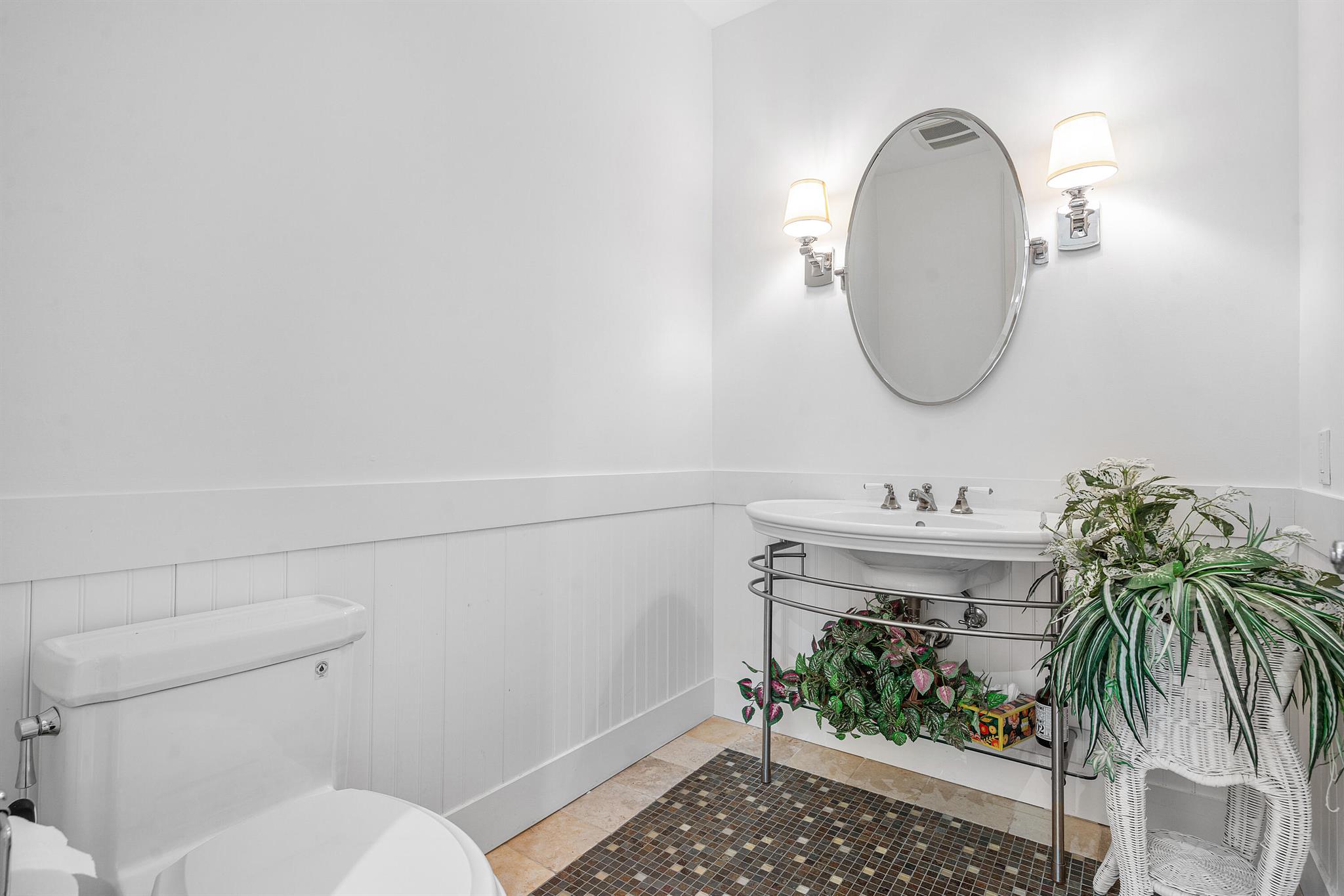 HILLSBORO SHORES - Residential