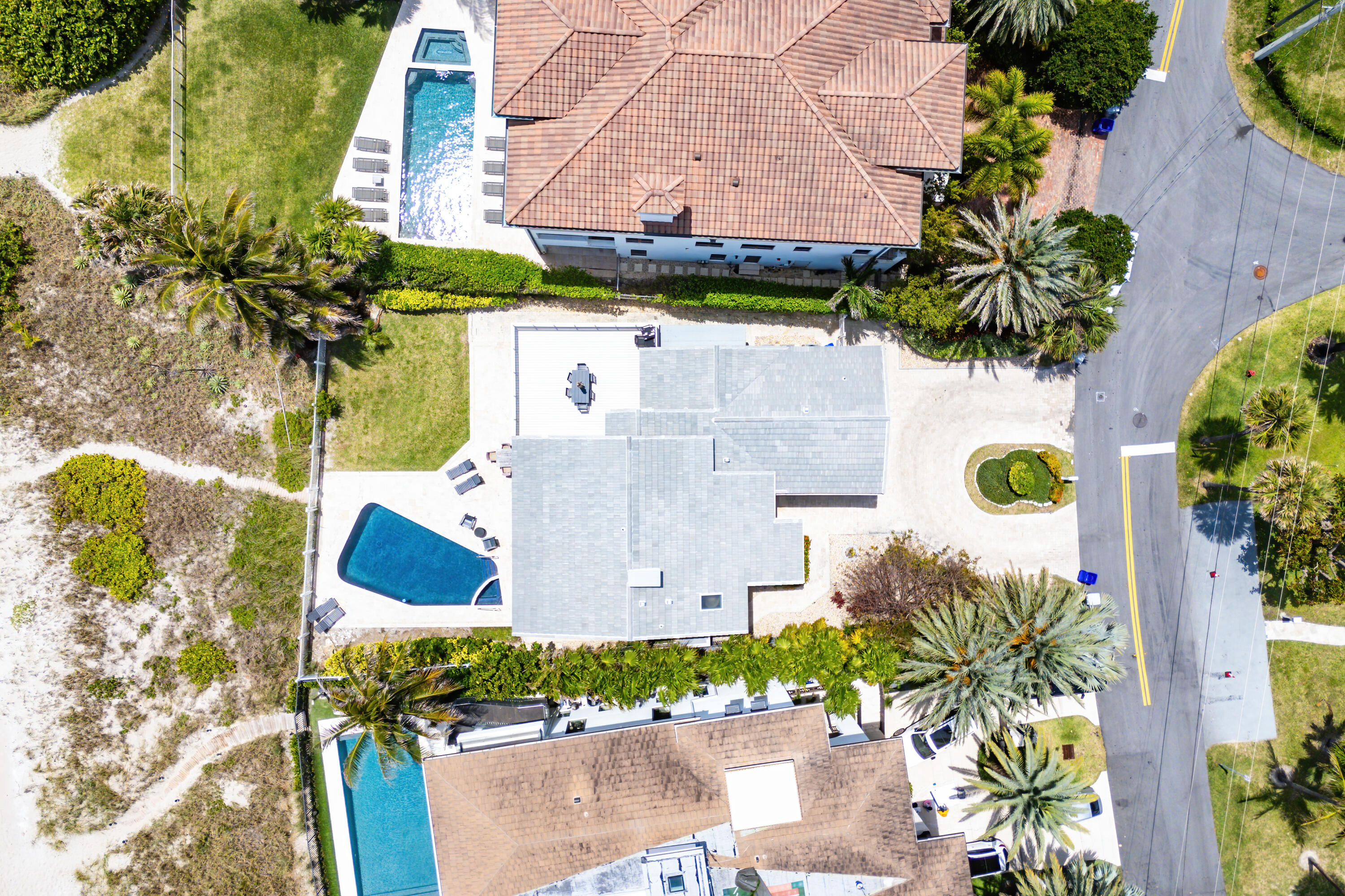 HILLSBORO SHORES - Residential