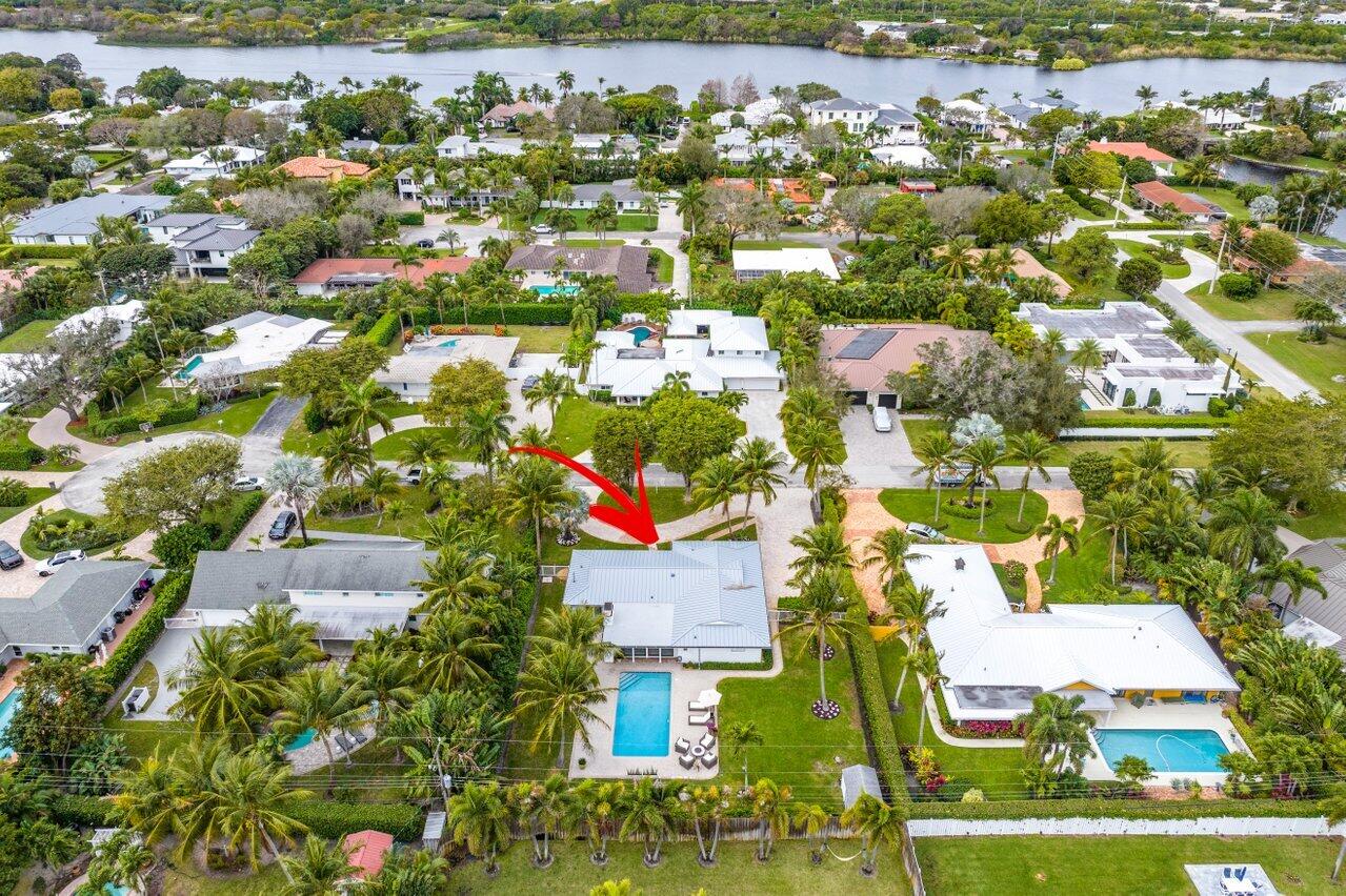 LAKE SHORE ESTATES - Residential