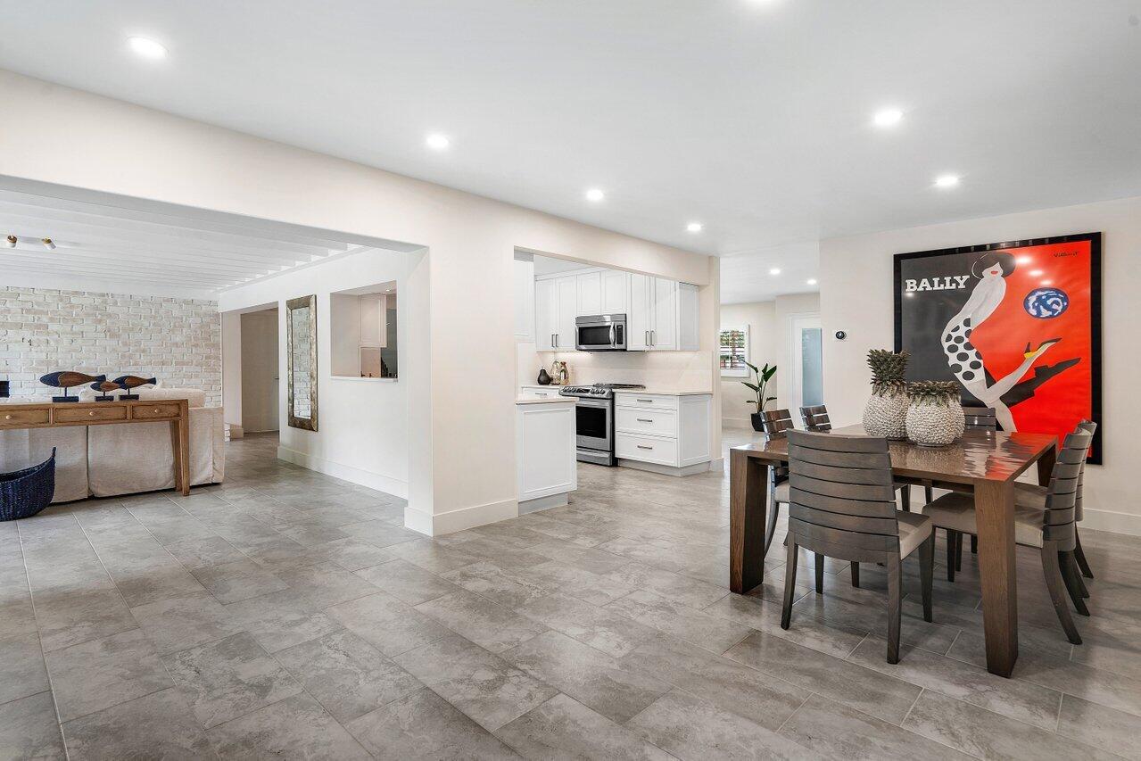 LAKE SHORE ESTATES - Residential