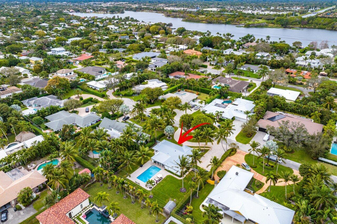 LAKE SHORE ESTATES - Residential