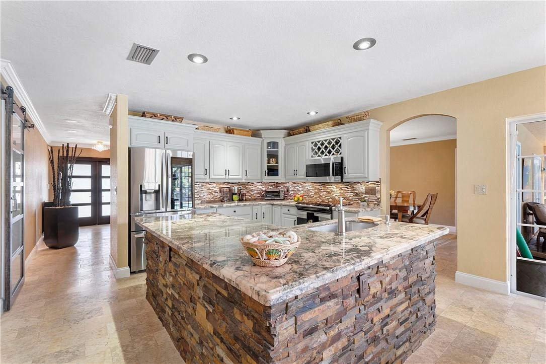 THE PINES OF DEER CREEK - Residential