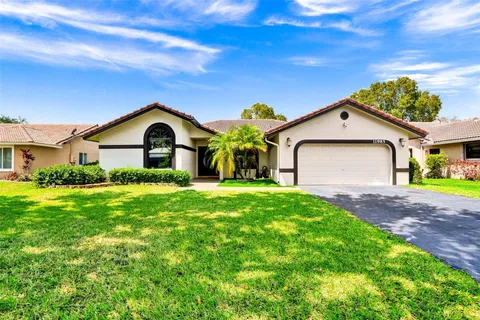 11985 NW 2nd Mnr, Coral Springs, FL MLS: F10499957