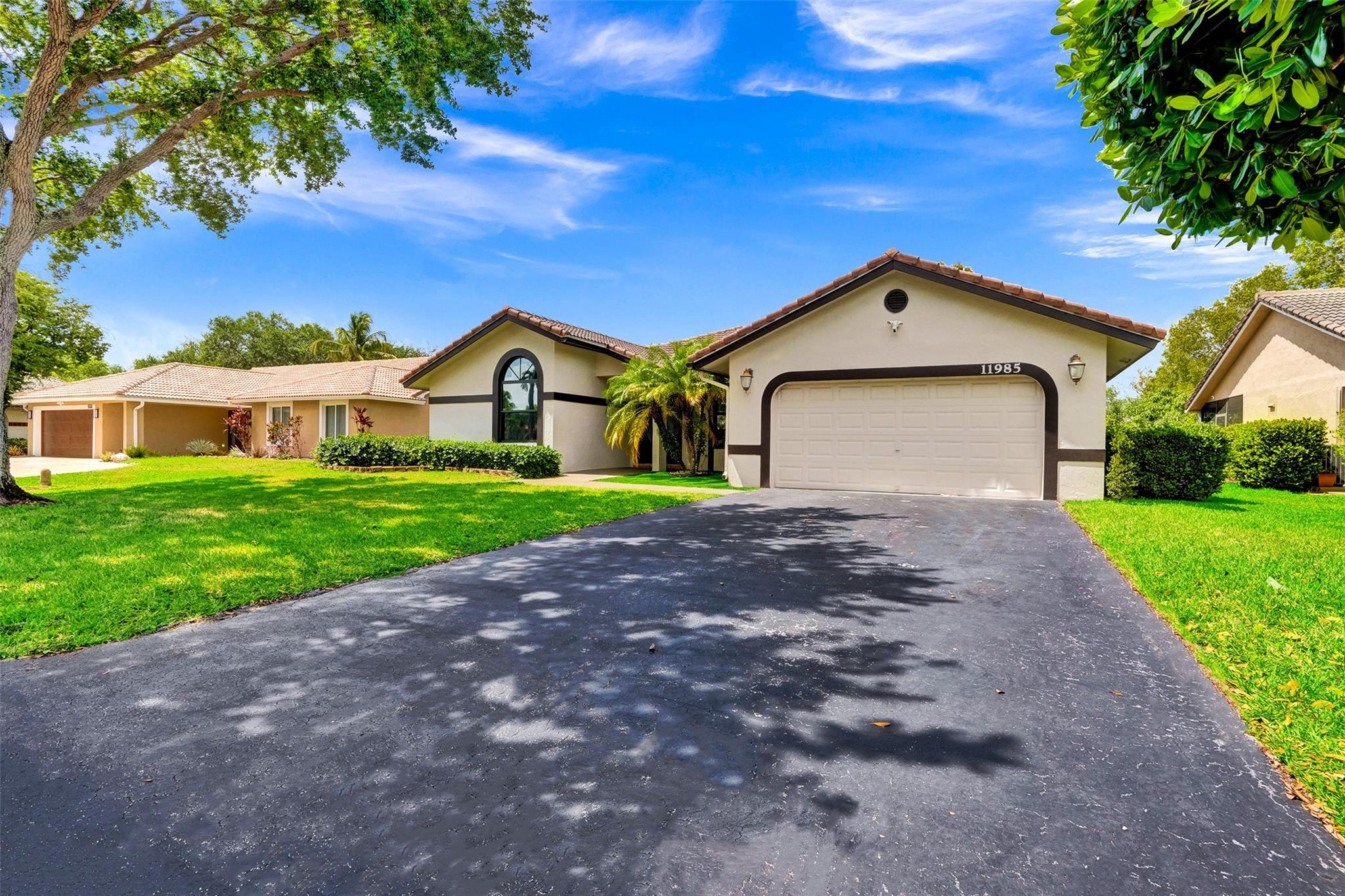 11985 NW 2nd Mnr