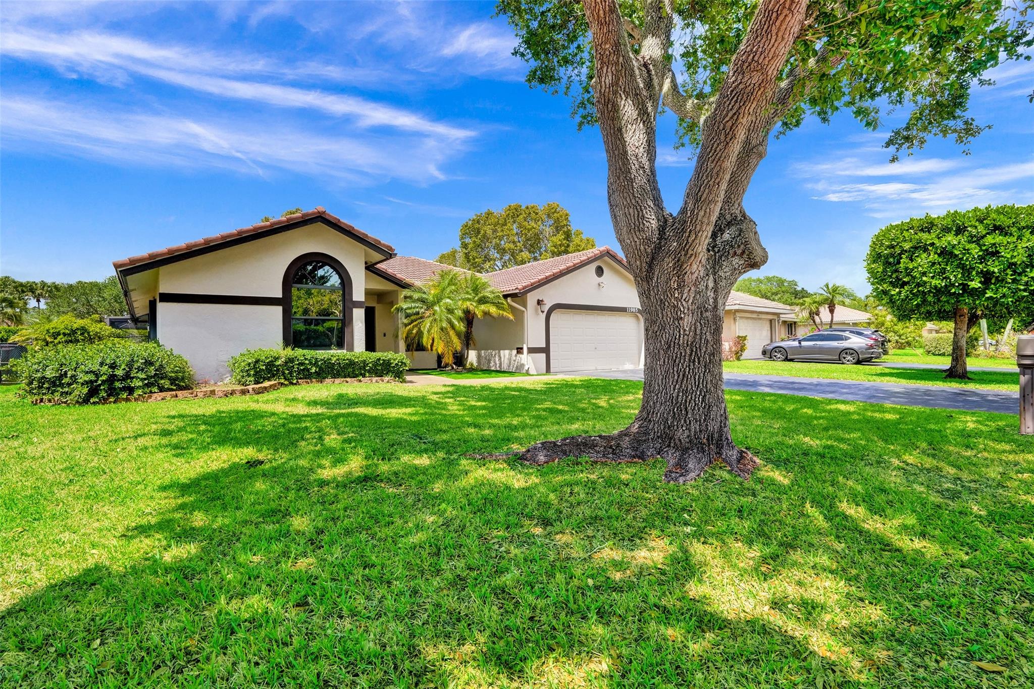 11985 NW 2nd Mnr