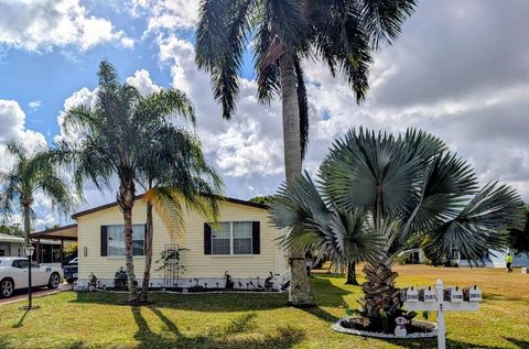 2460 SW Versailles Terrace Stuart FL 34997