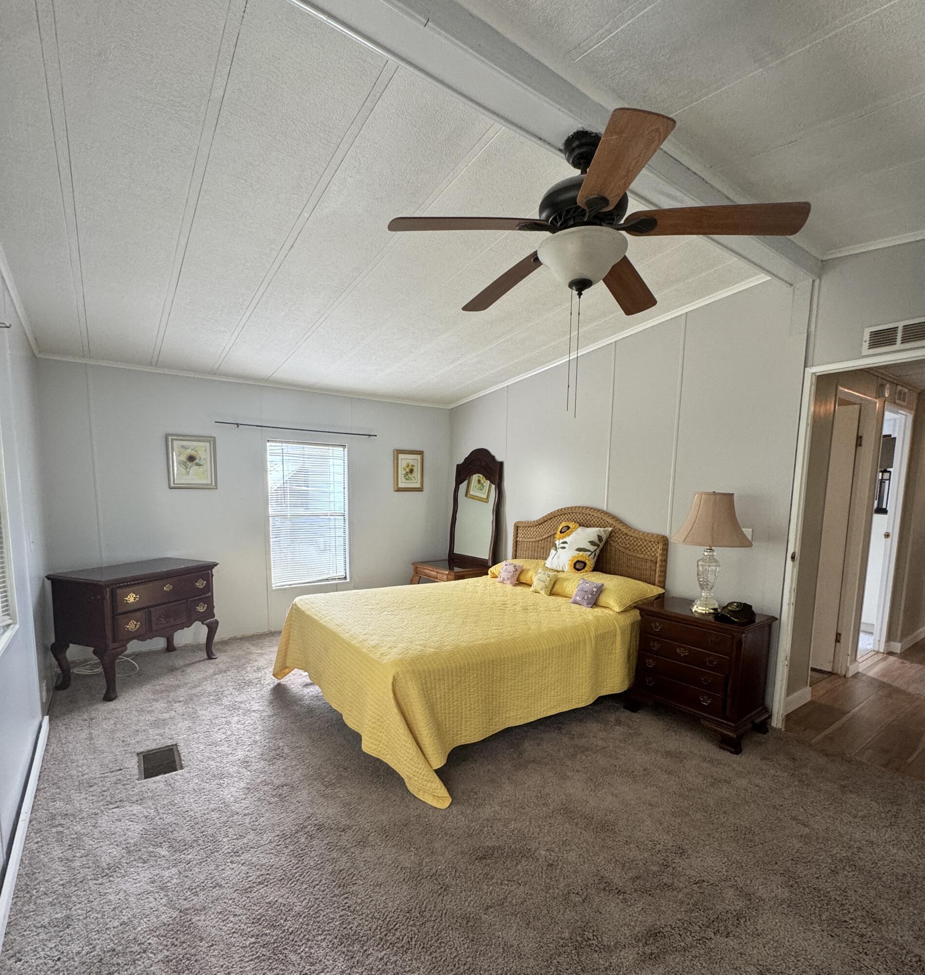 SPANISH LAKES COUNTRY CLUB - Residential