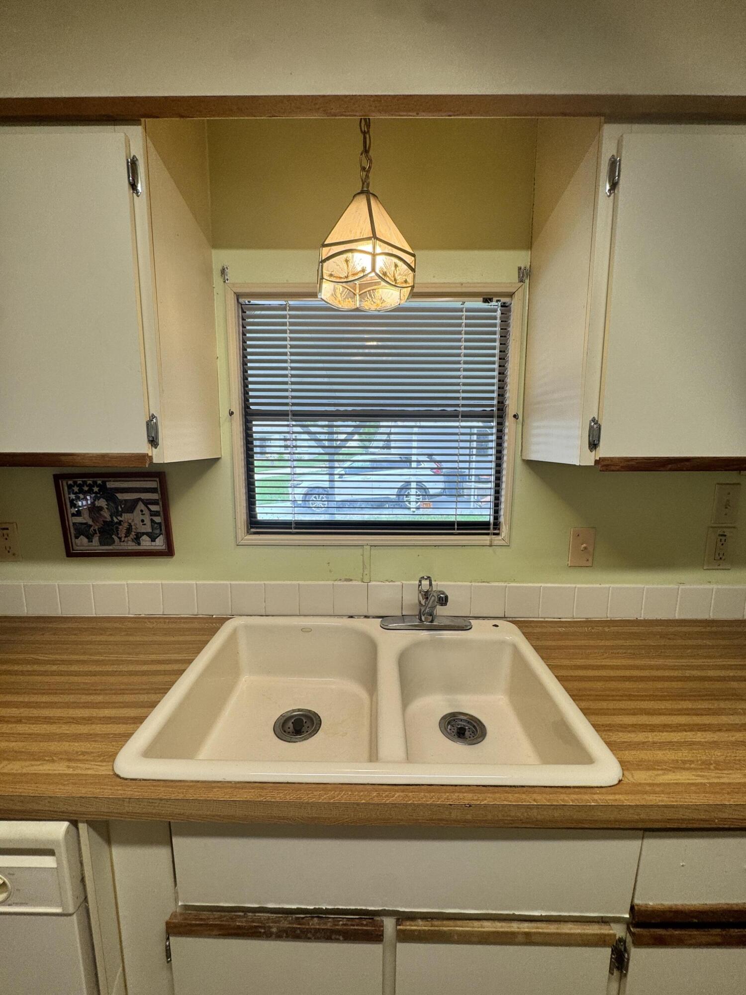 SPANISH LAKES COUNTRY CLUB - Residential