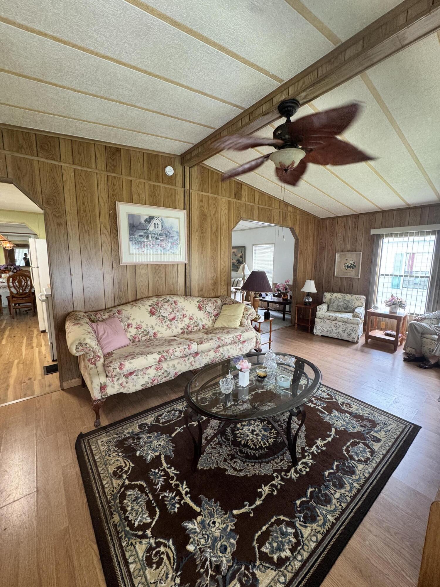 SPANISH LAKES COUNTRY CLUB - Residential