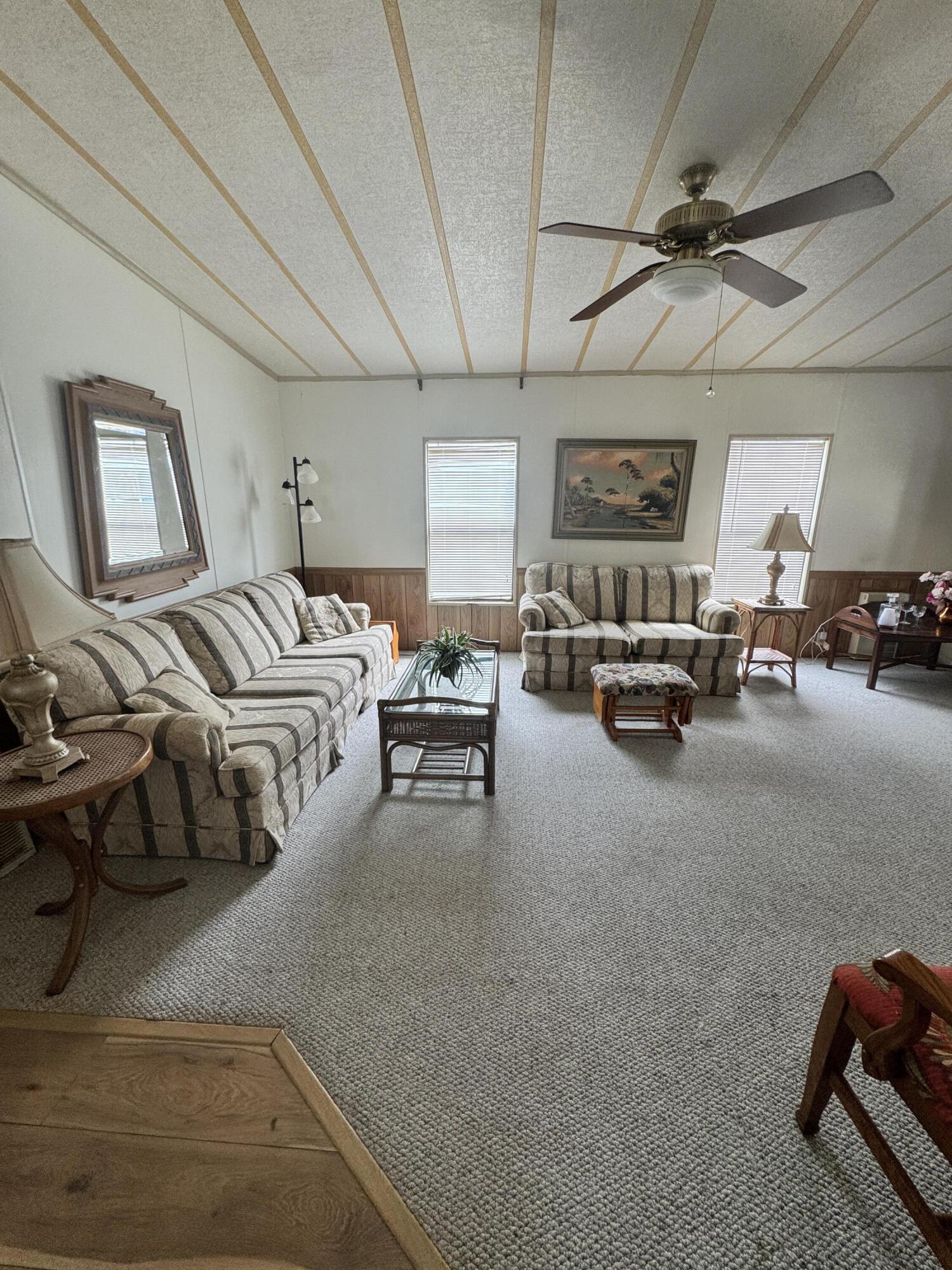 SPANISH LAKES COUNTRY CLUB - Residential