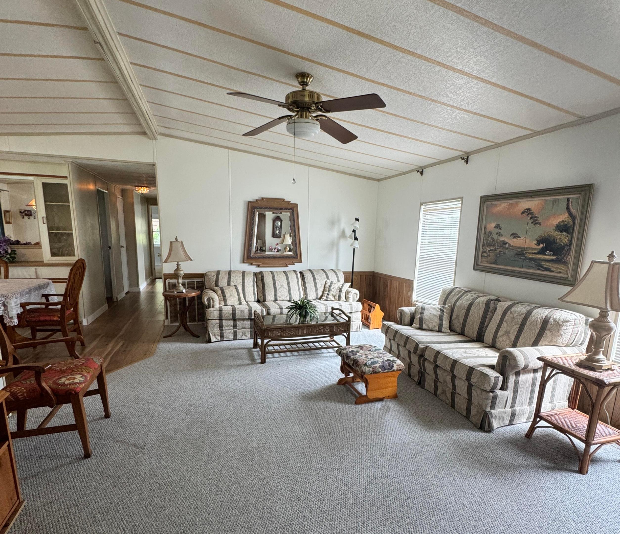 SPANISH LAKES COUNTRY CLUB - Residential