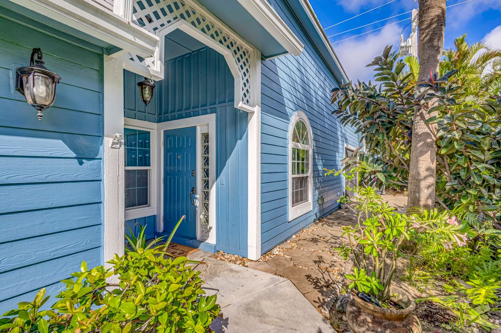 Photo of 114 Ocean Dunes Circle, Jupiter, FL 33477 (MLS # R10937170)