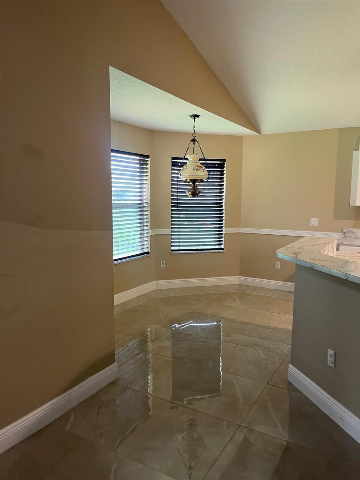 PORT ST LUCIE-SECTION 04 - Residential