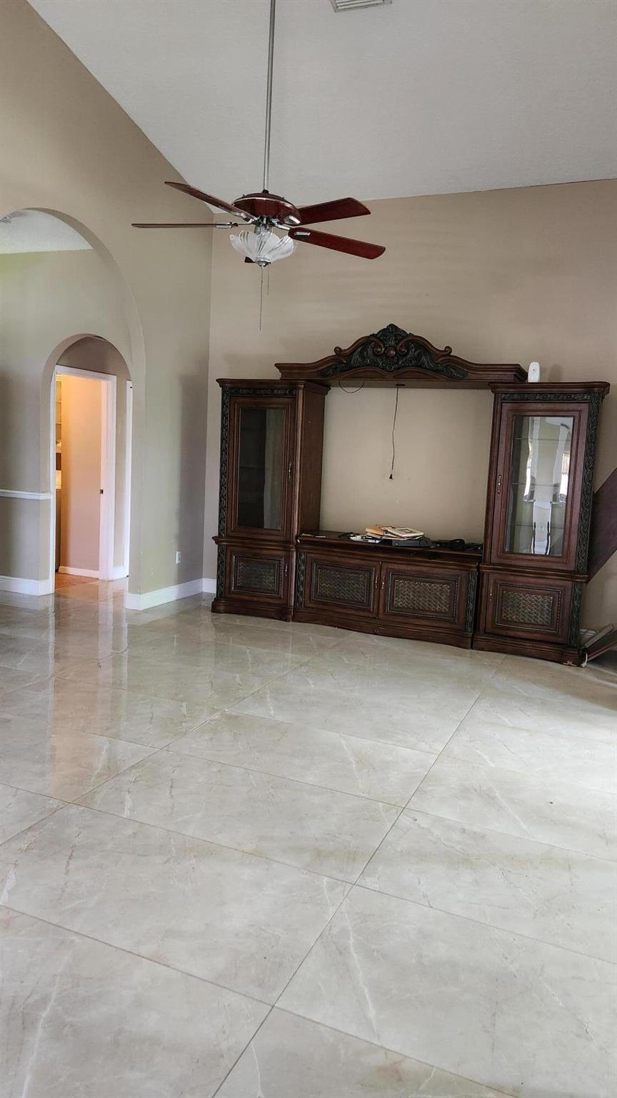 PORT ST LUCIE-SECTION 04 - Residential