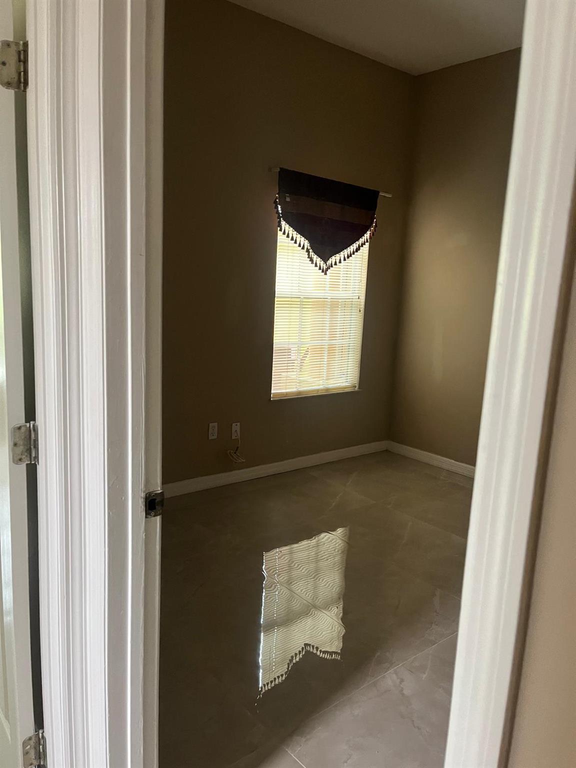 PORT ST LUCIE-SECTION 04 - Residential