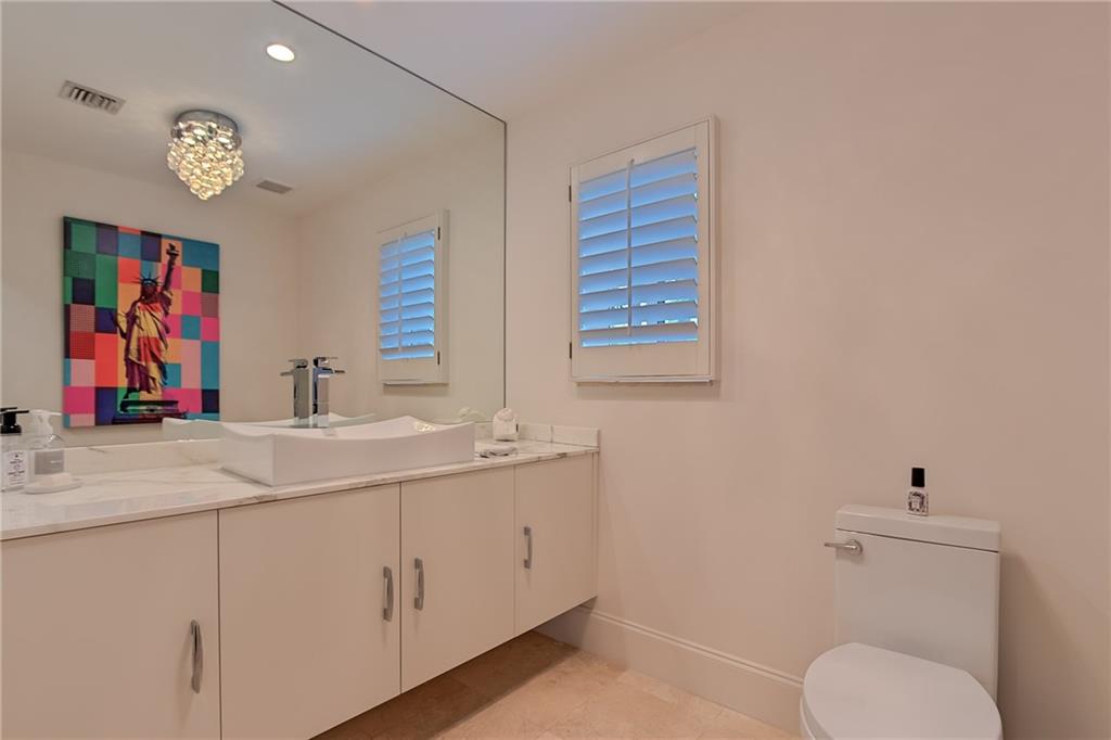 VENICE RESUB - Residential