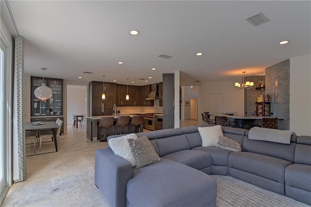 VENICE RESUB - Residential