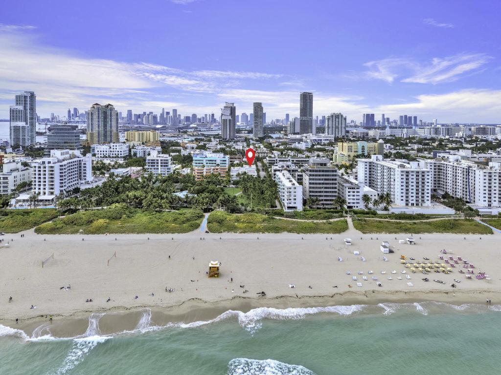 SAGE ON 3RD CONDO - Residential