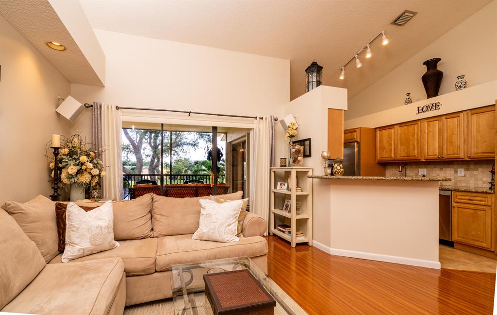 QUAIL RUN CONDO ONE - Residential