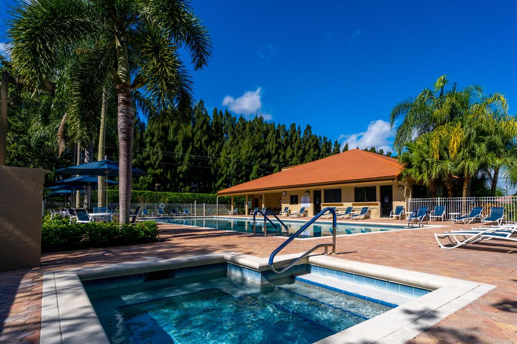 QUAIL RUN CONDO ONE - Residential