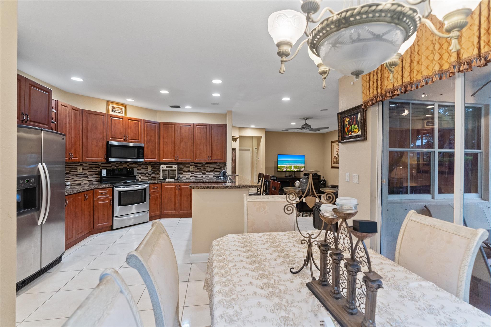 Nautica 164-36 B - Residential