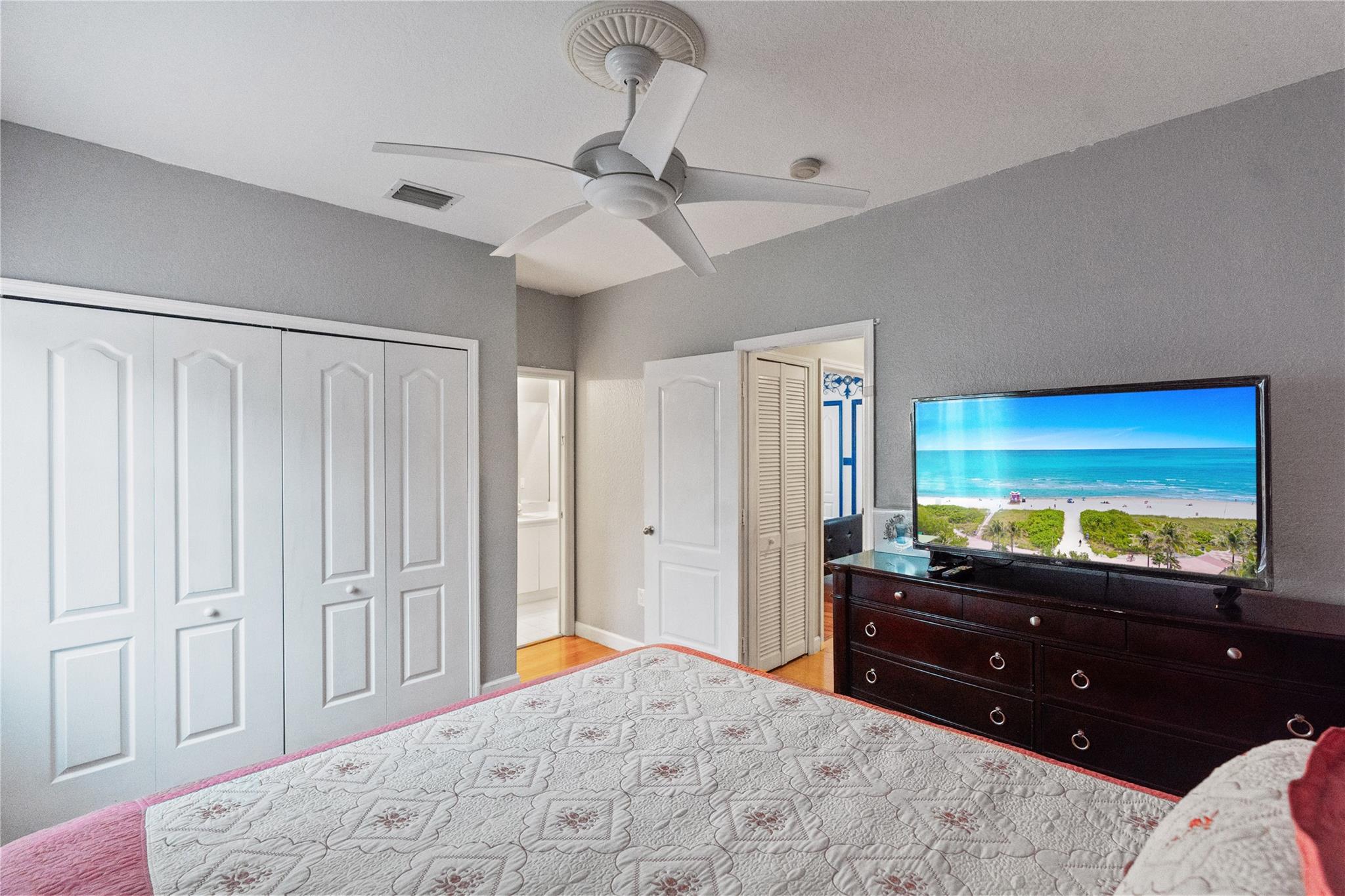 Nautica 164-36 B - Residential