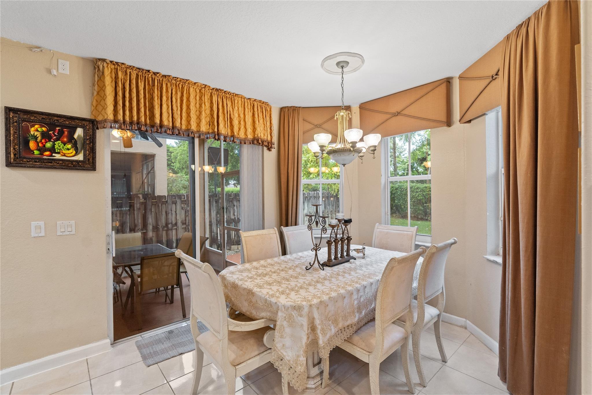 Nautica 164-36 B - Residential