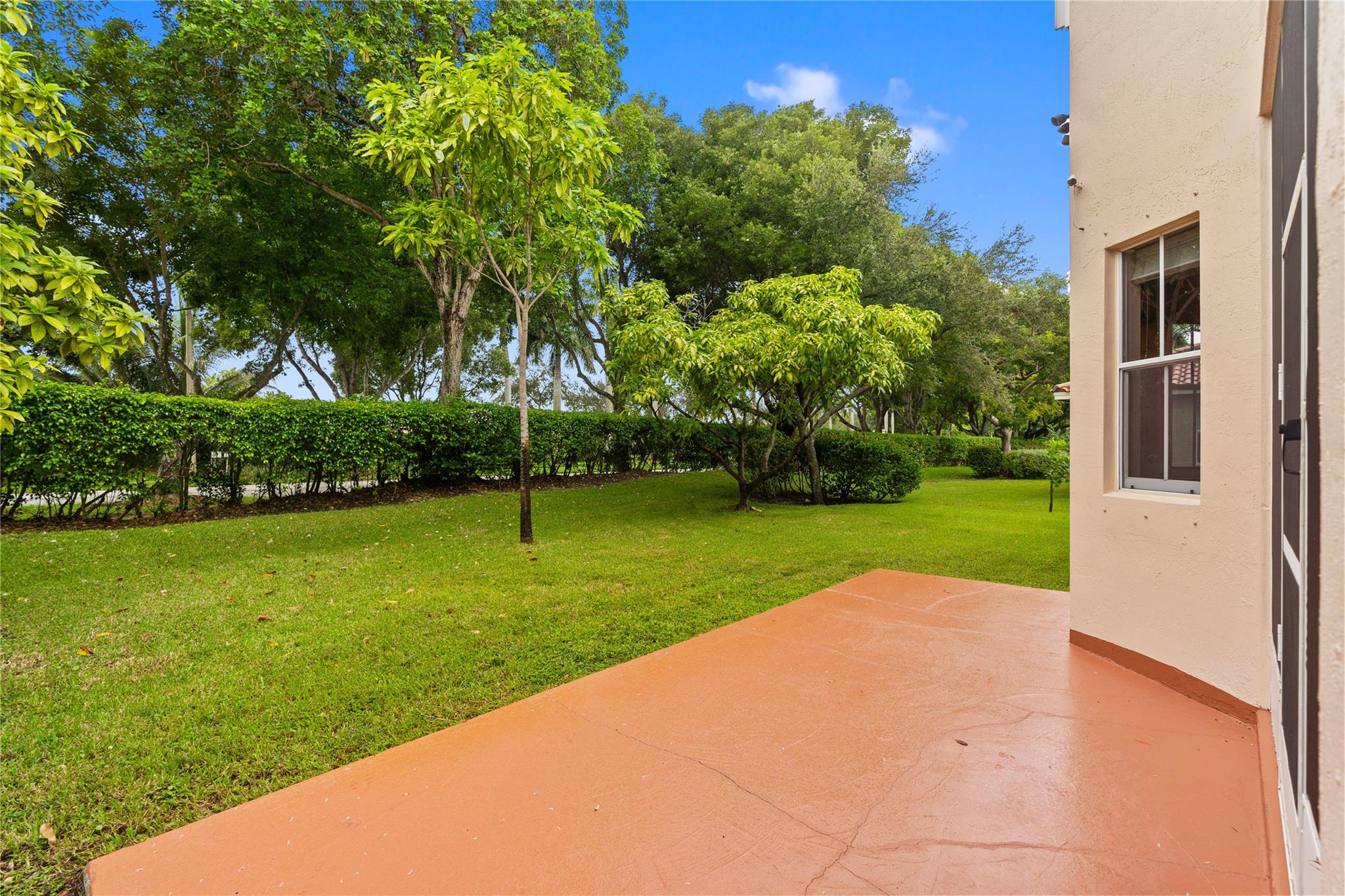 Nautica 164-36 B - Residential