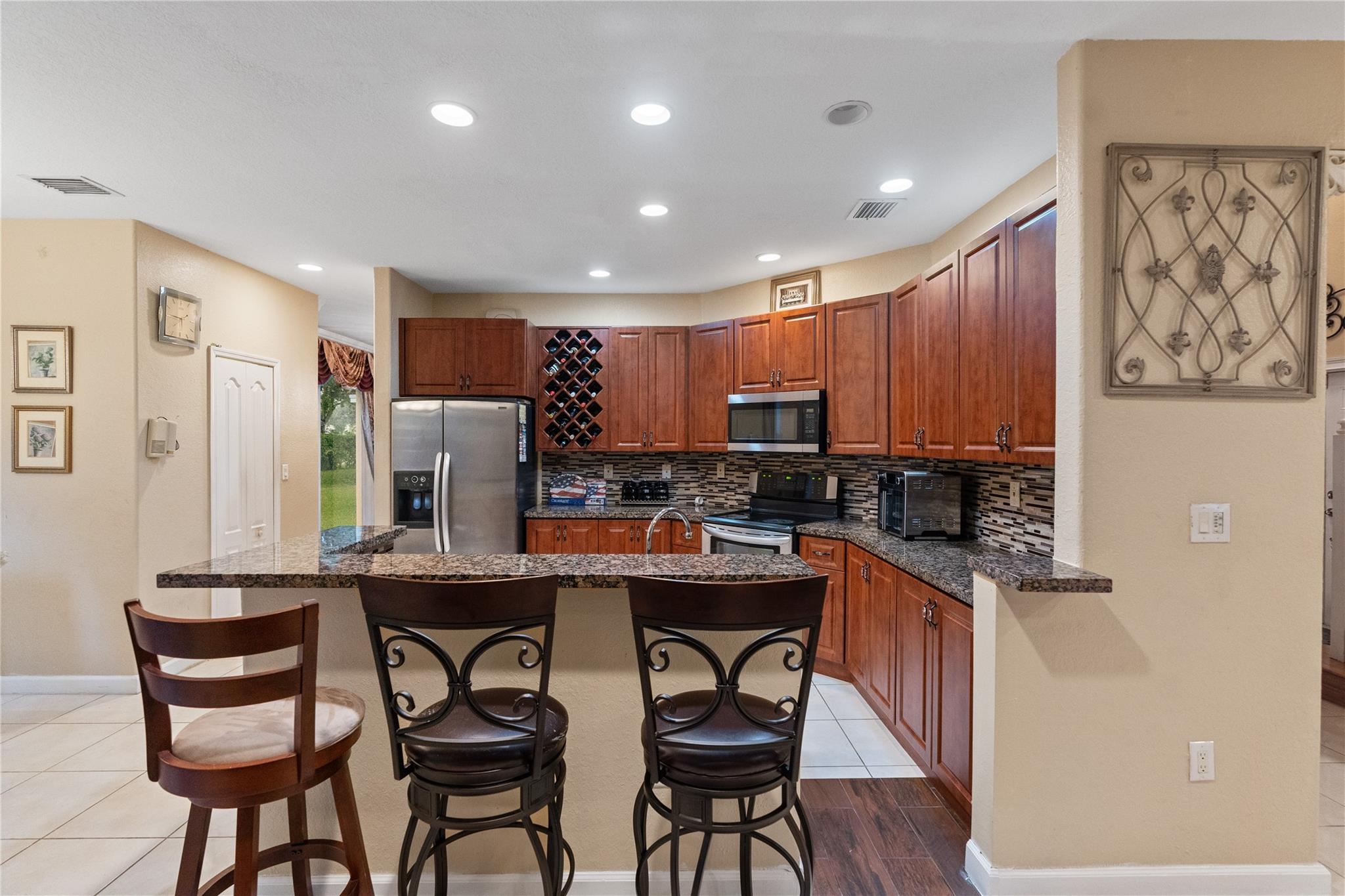 Nautica 164-36 B - Residential