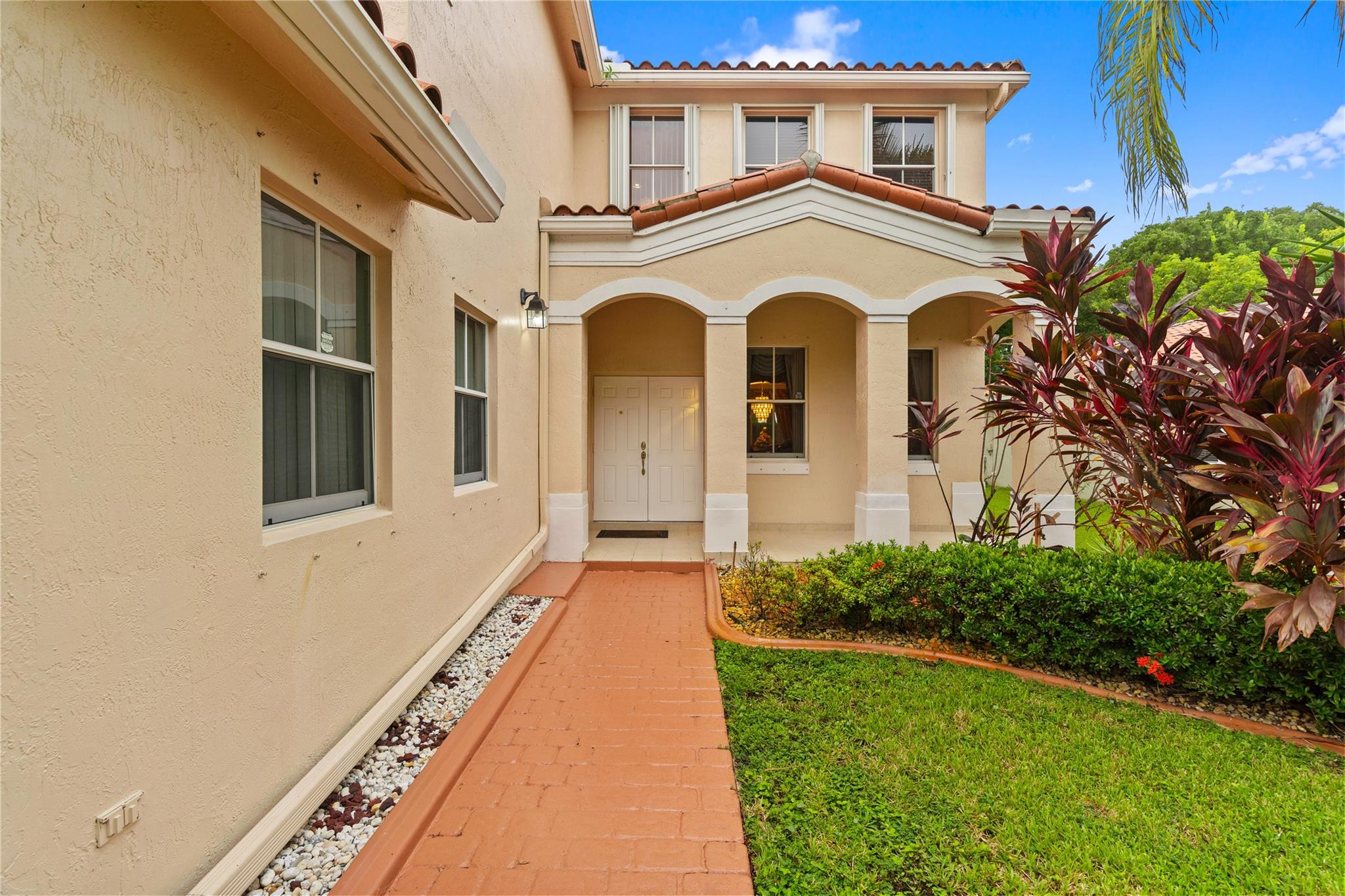 Nautica 164-36 B - Residential