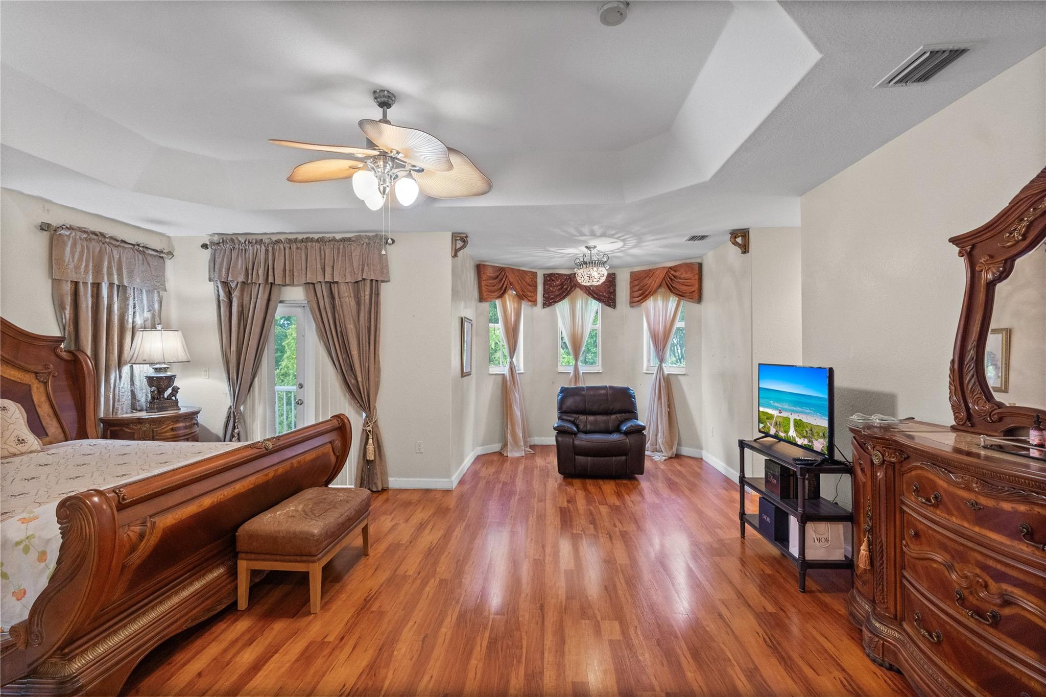 Nautica 164-36 B - Residential