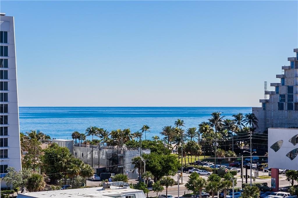 Venetian Condominium - Residential
