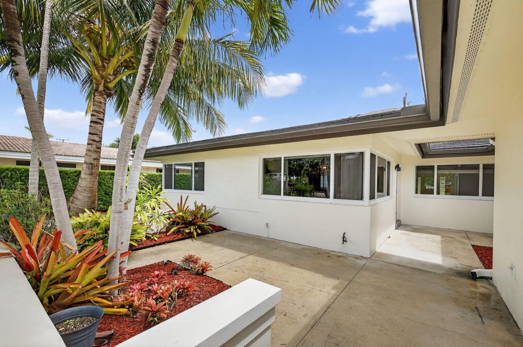 Photo of 4442 Seagrape Drive #1-North, Lauderdale By The Sea, FL 33308 (MLS # R11123264)