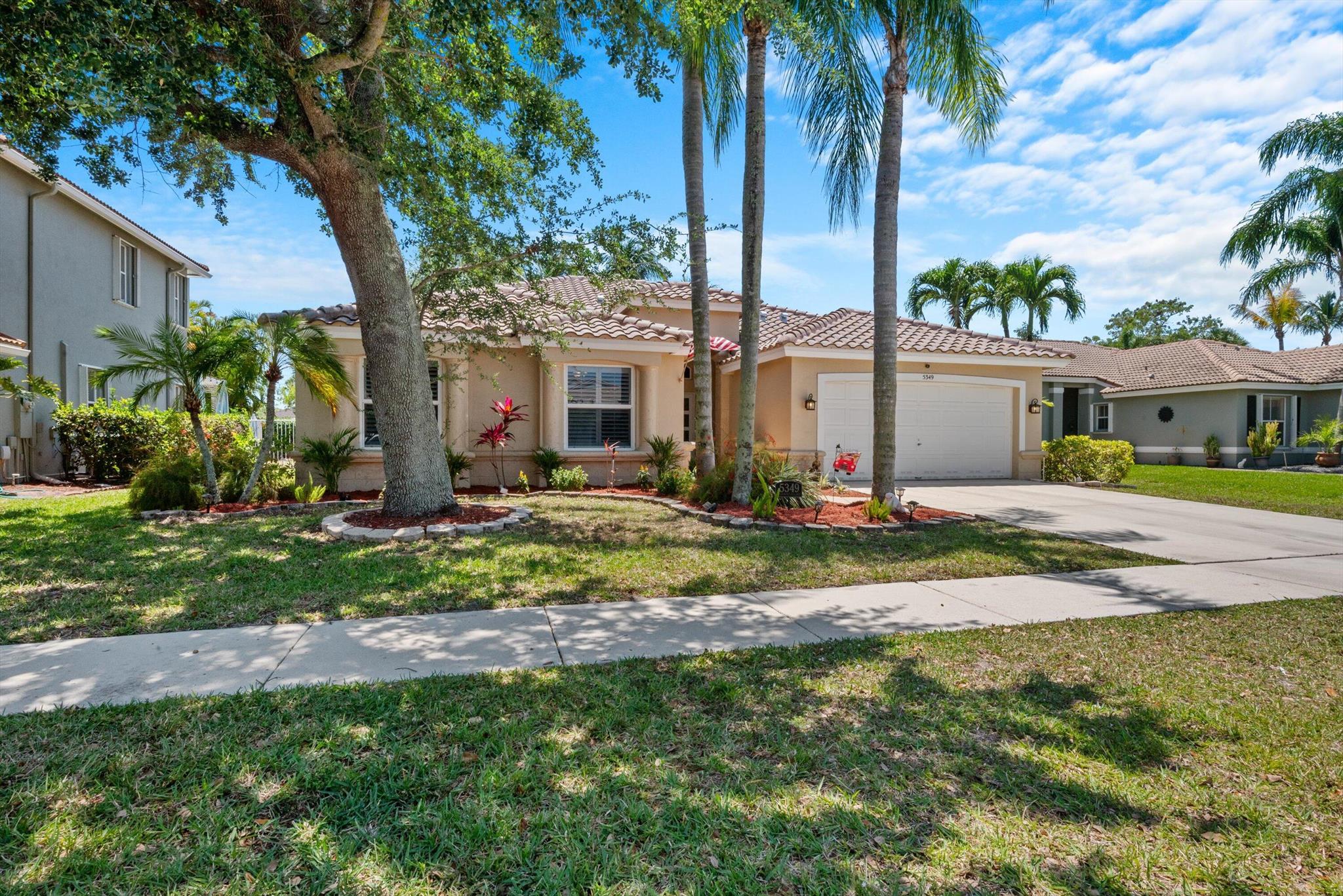 5349 Oakmont Village Circle