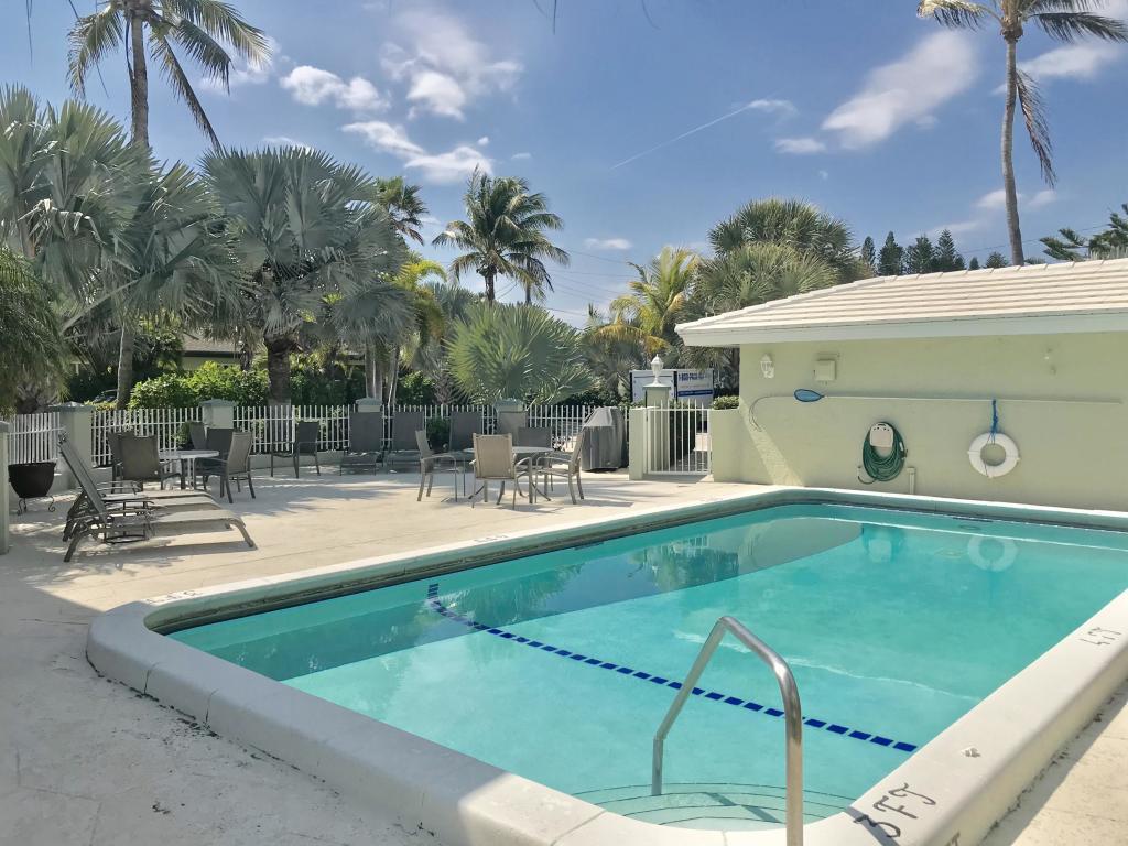 OCEAN MANOR CONDO - Residential Lease