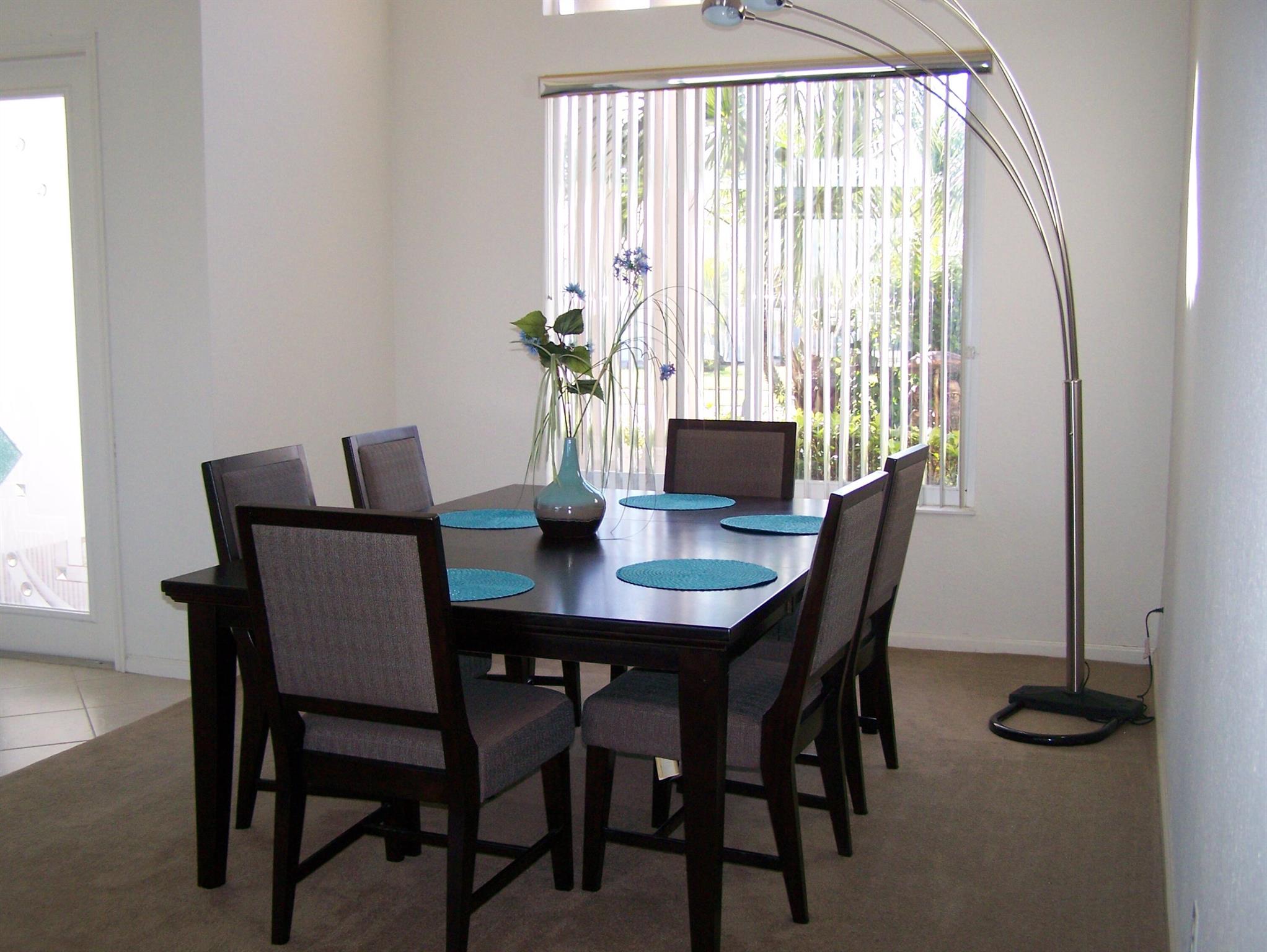 ISLES AT WELLINGTON 3 - Residential Lease