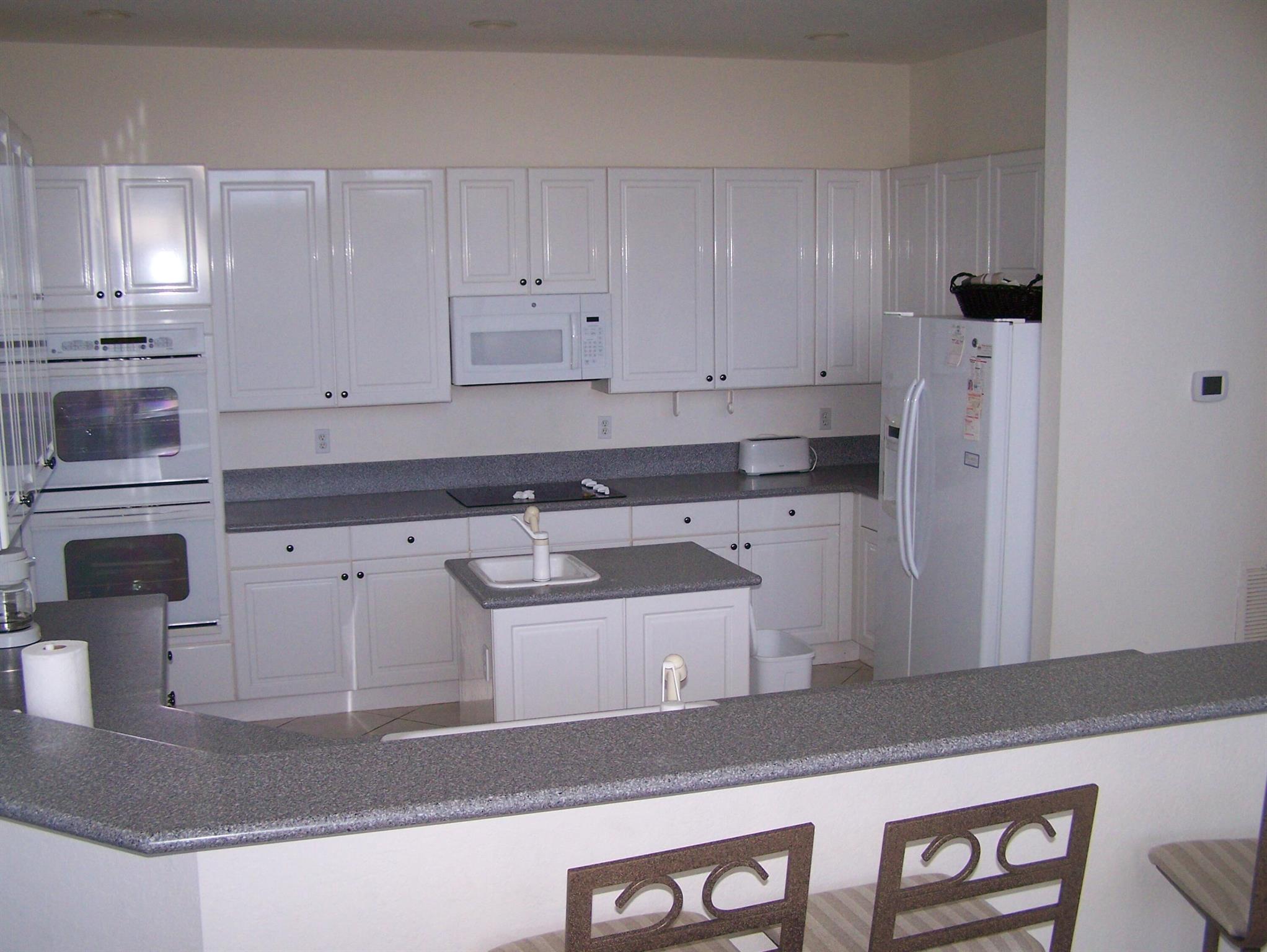 ISLES AT WELLINGTON 3 - Residential Lease