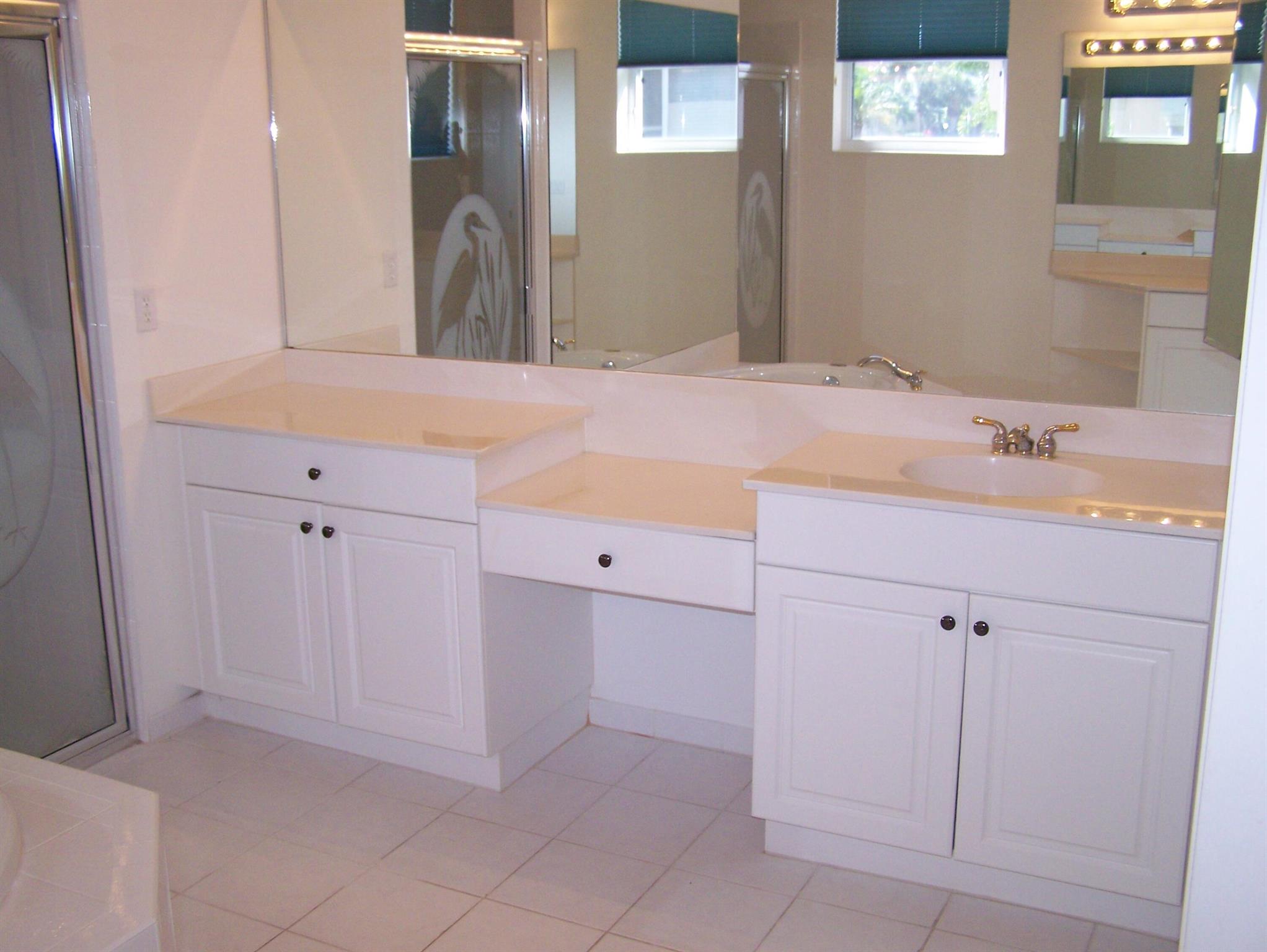 ISLES AT WELLINGTON 3 - Residential Lease