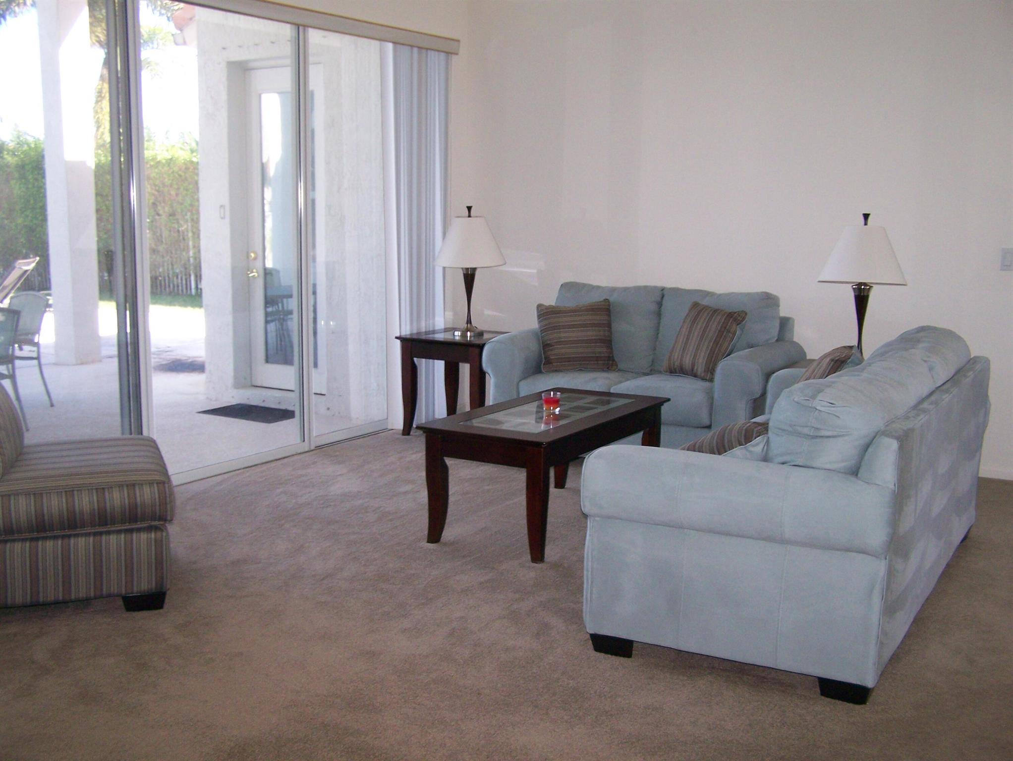 ISLES AT WELLINGTON 3 - Residential Lease