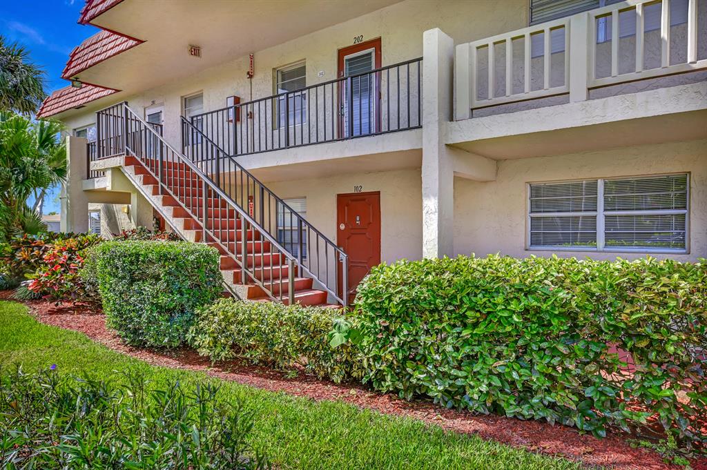 Updated two bedroom, two bath with wood and tile floors, eat in kitchen featuring wood cabinets and granite countertops. Slate shower in master bath, large closet, 2 suites with private bath combo. Laundry facility on first floor. Community has two pools, exercise room and clubhouse. Must be 55 and older. Credit score must be a 680 to be approved by the association. Laundry is not in the unit. Laundry is down the hall.