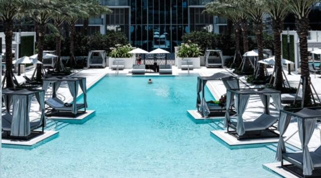 PARAMOUNT MIAMI WORLDCENT - Residential Lease