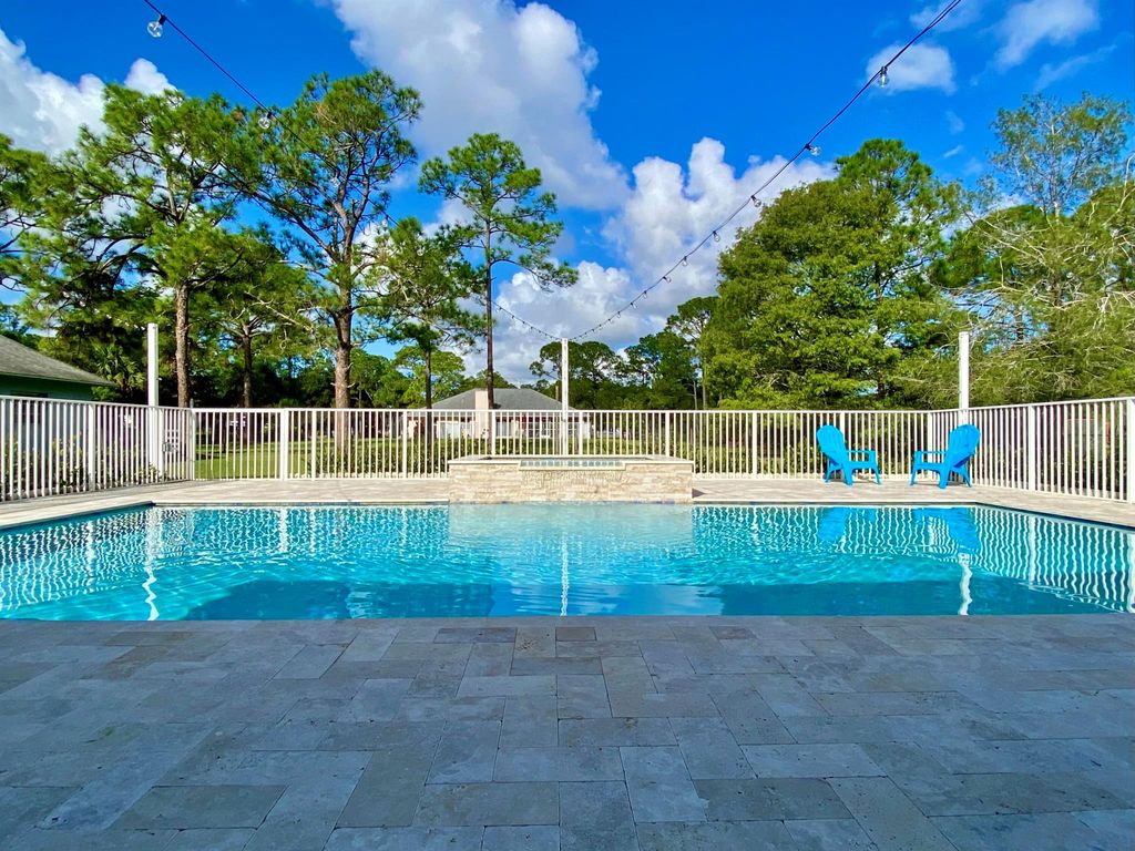 Photo of 16613 128 Trail N, Jupiter, FL 33478 (MLS # R10924570)