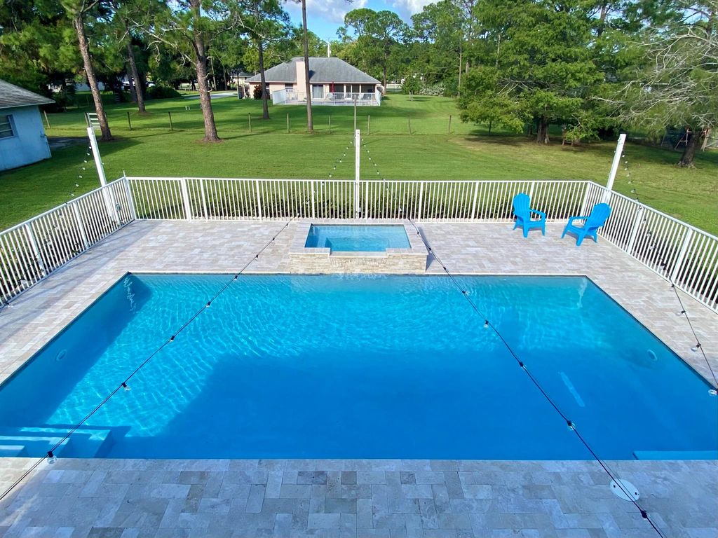 Photo of 16613 128 Trail N, Jupiter, FL 33478 (MLS # R10924570)