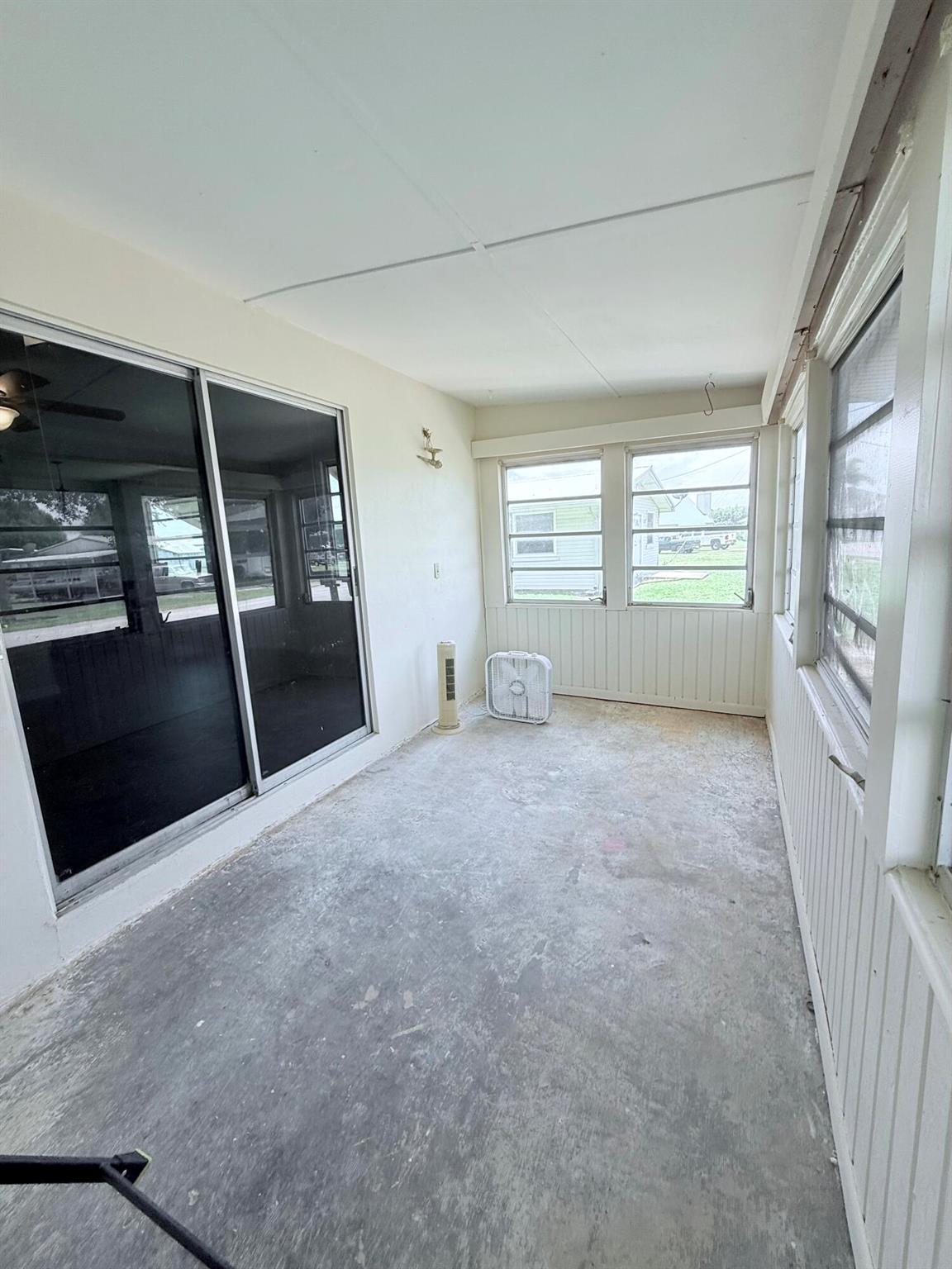 1025 Ash Circle